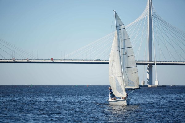 Comment créer une décoration de cuisine inspirée par les voyages ?