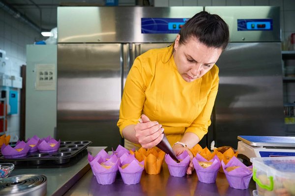 Quels sont les critères pour choisir un chef pâtissier pour un restaurant haut de gamme ?